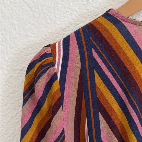 Flynn Skye Multicolor Chevron Striped Long Sleeve Wrap Dress Size Small - Picture 10 of 13